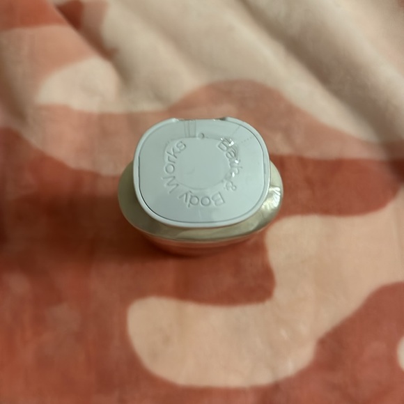 Bath & Body Works Bright Christmas Morning Body Lotion 🎄 - Picture 5 of 6